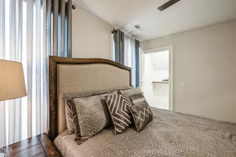 Bedroom - 407 Eagle Ct, Henderson, NC 27536 photo 3 of 4