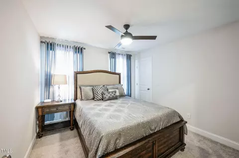 Bedroom - 407 Eagle Ct, Henderson, NC 27536 photo 2 of 4