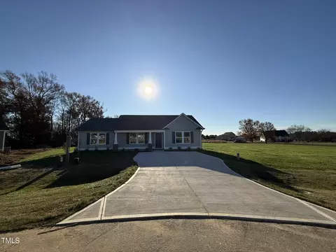 198 Pate Landing Dr, Selma, NC 27576