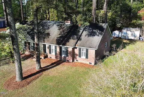 3540 Chelsea Dr, Rocky Mount, NC 27803