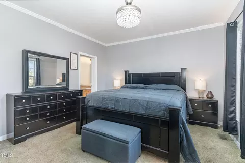 841 Crows Foot Rd, Mount Olive, NC 28365 photo 12