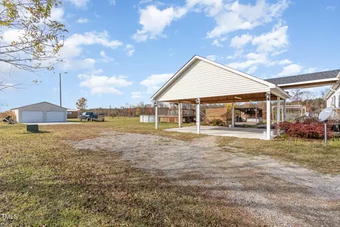 841 Crows Foot Rd, Mount Olive, NC 28365 photo 25