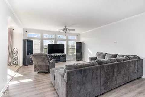 841 Crows Foot Rd, Mount Olive, NC 28365 photo 4