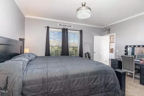 841 Crows Foot Rd, Mount Olive, NC 28365 photo 13