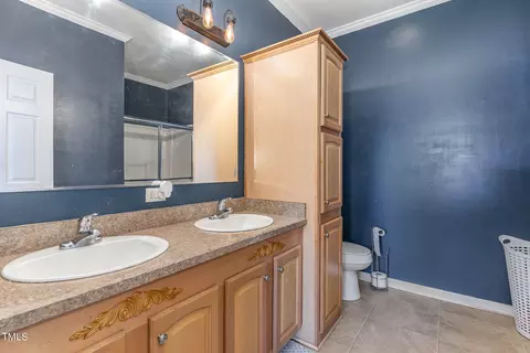 841 Crows Foot Rd, Mount Olive, NC 28365 photo 14