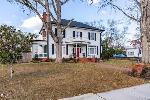 220 S Fayetteville St, Clayton, NC 27520