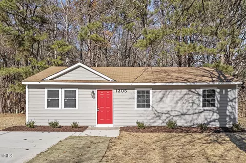 1205 Pecan Pl, Durham, NC 27704