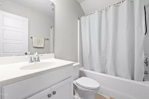 1004 Metropolitan Dr, Durham, NC 27713 photo 20