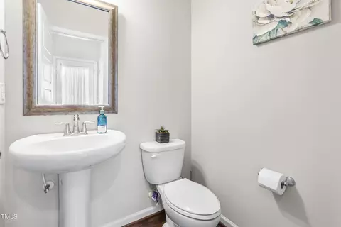 1004 Metropolitan Dr, Durham, NC 27713 photo 10