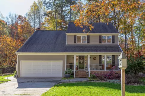 1008 Oakgate Ct, Apex, NC 27502
