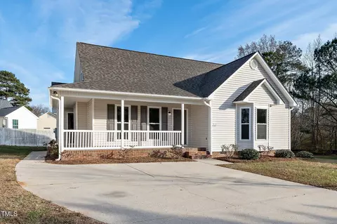 5517 Oregon Landing Pl, Raleigh, NC 27610