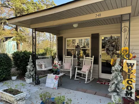 240 N Dunn St, Angier, NC 27501