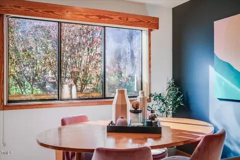 Dining - 1503 Valley Run, Durham, NC 27707 photo 3 of 3