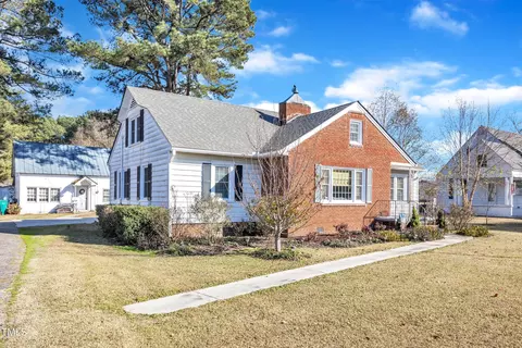 Exterior - 205 E Main St, Micro, NC 27555 photo 3 of 13