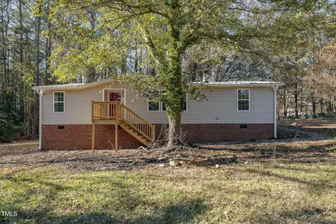 3975 Buckhorn Rd, Sanford, NC 27330
