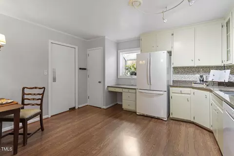 535 E Cornwall Rd, Cary, NC 27511 photo 13