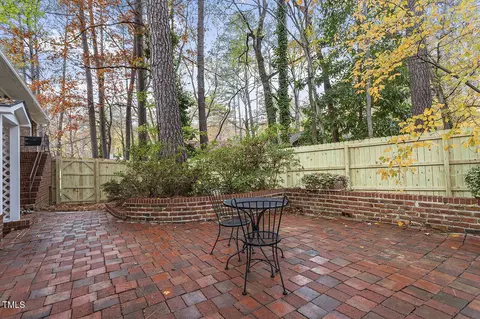535 E Cornwall Rd, Cary, NC 27511 photo 5