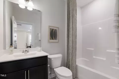 Bath - 508 Hester Rd, Durham, NC 27703 photo 2 of 3