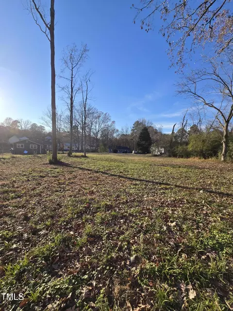 111 Spring St, Durham, NC 27703 photo 4