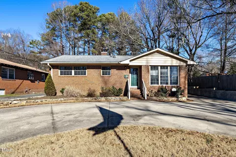908 Ruby St, Durham, NC 27704 photo 3