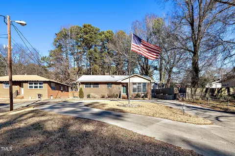 908 Ruby St, Durham, NC 27704 photo 7