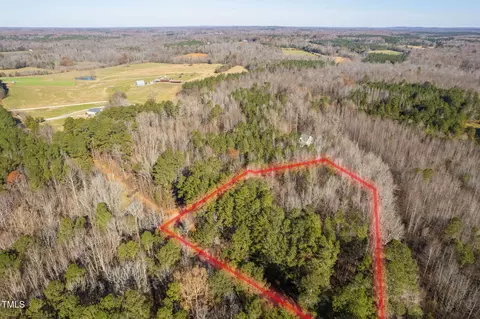 1 Barrett Ln, Hillsborough, NC 27278