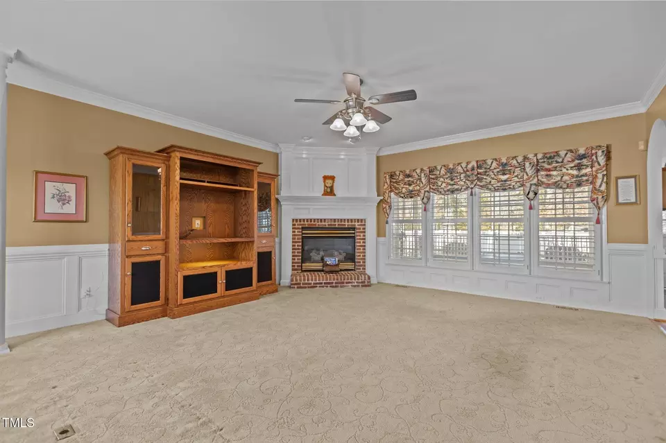 Living - 319 Fox Hollow Dr, Clayton, NC 27527 photo 1 of 4