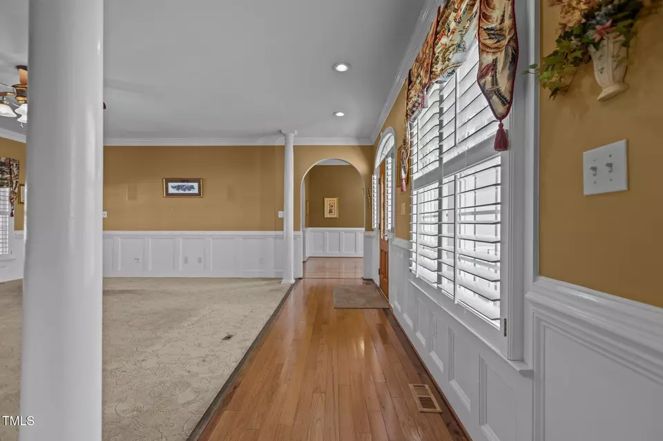 Entry Way - 319 Fox Hollow Dr, Clayton, NC 27527 photo 2 of 6