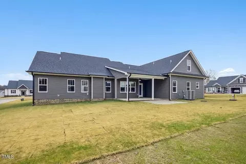 140 Cedarbrook Dr, Benson, NC 27504 photo 32