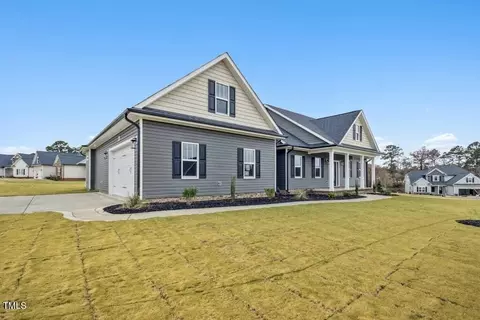 140 Cedarbrook Dr, Benson, NC 27504 photo 6