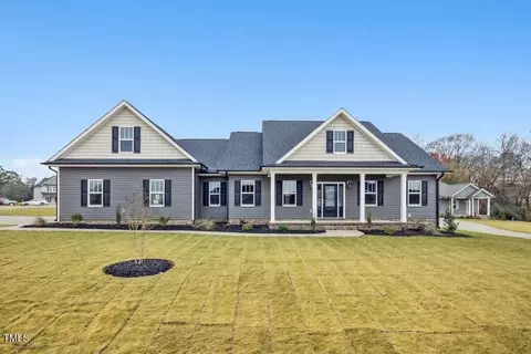 140 Cedarbrook Dr, Benson, NC 27504 photo 5