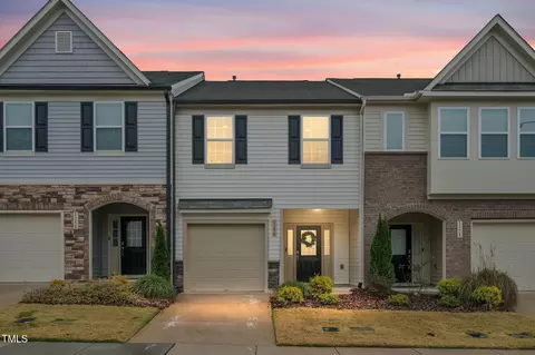 1156 Amber Shadow Dr, Durham, NC 27703