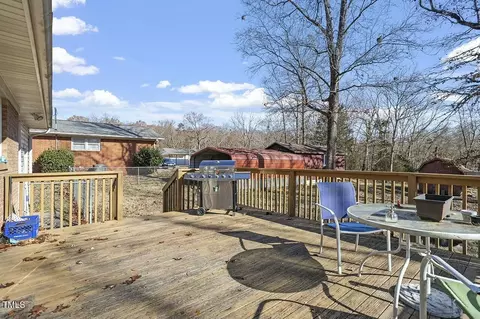 400 Crestview Dr, Durham, NC 27712 photo 21
