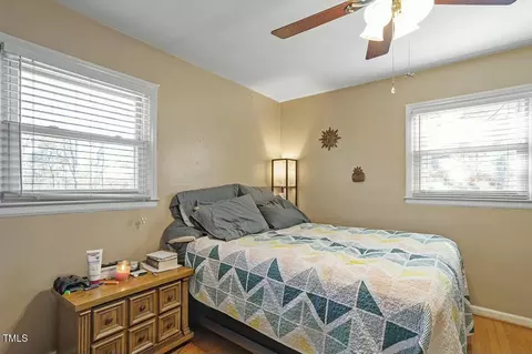 400 Crestview Dr, Durham, NC 27712 photo 13