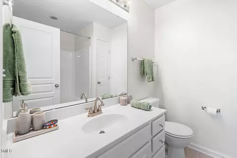 Bath - 3539 Sugar Tree Pl, Durham, NC 27713 photo 3 of 5