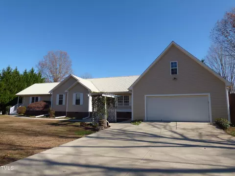 5539 Fieldview Rd, Mebane, NC 27302