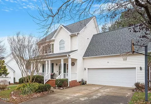 7040 Bellard Ct, Raleigh, NC 27617