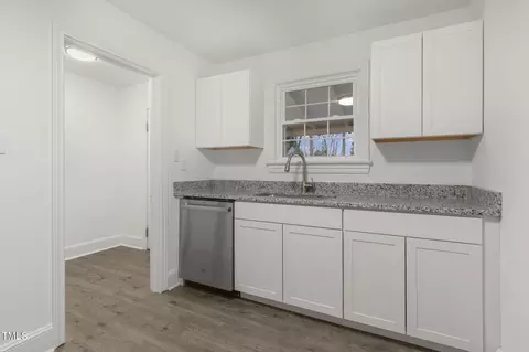 Kitchen - 507 E Davis St, Smithfield, NC 27577 photo 3 of 4