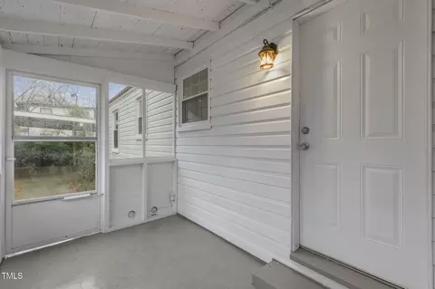 Exterior - 507 E Davis St, Smithfield, NC 27577 photo 4 of 9