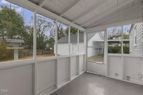 Exterior - 507 E Davis St, Smithfield, NC 27577 photo 3 of 9