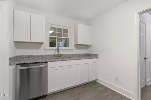 Kitchen - 507 E Davis St, Smithfield, NC 27577 photo 4 of 4