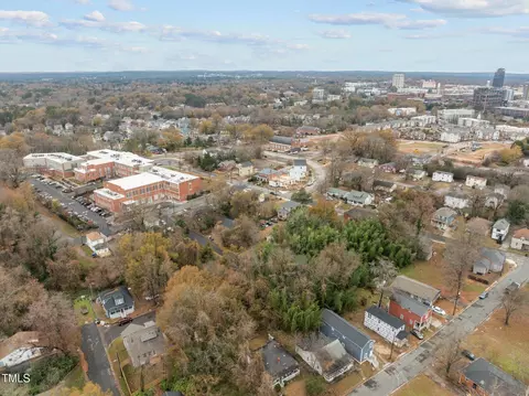 1203 Avery St, Durham, NC 27707 photo 9