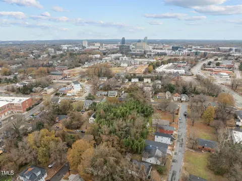 1203 Avery St, Durham, NC 27707 photo 8