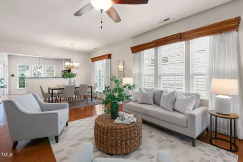 569 Tomkins Loop, Cary, NC 27519 photo 4
