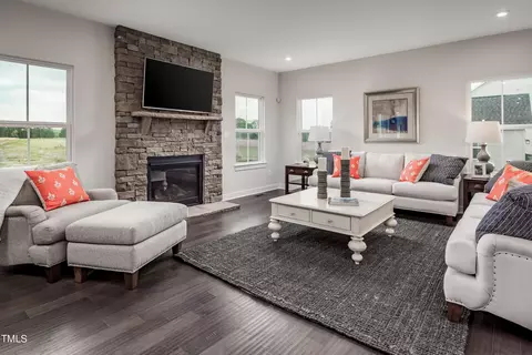 Living - 604 Mohinda Way, Willow Spring, NC 27592 photo 1 of 1