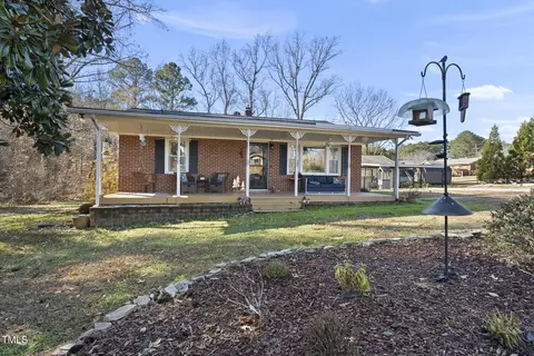 322 Robbins Rd, Durham, NC 27703 photo 1