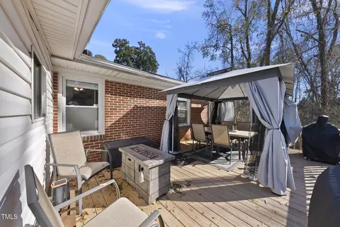 322 Robbins Rd, Durham, NC 27703 photo 32