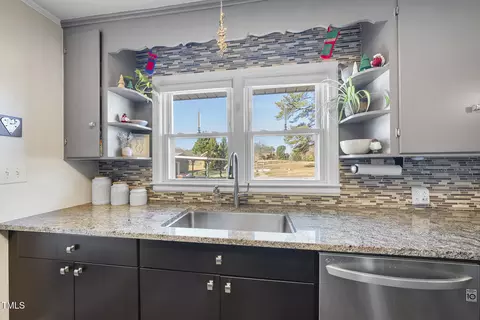 322 Robbins Rd, Durham, NC 27703 photo 23