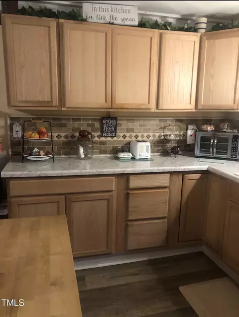 305 W K St, Erwin, NC 28339 photo 9