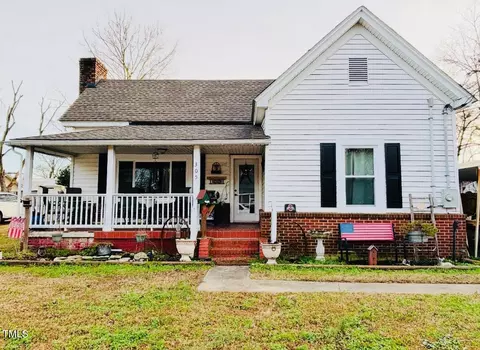 305 W K St, Erwin, NC 28339